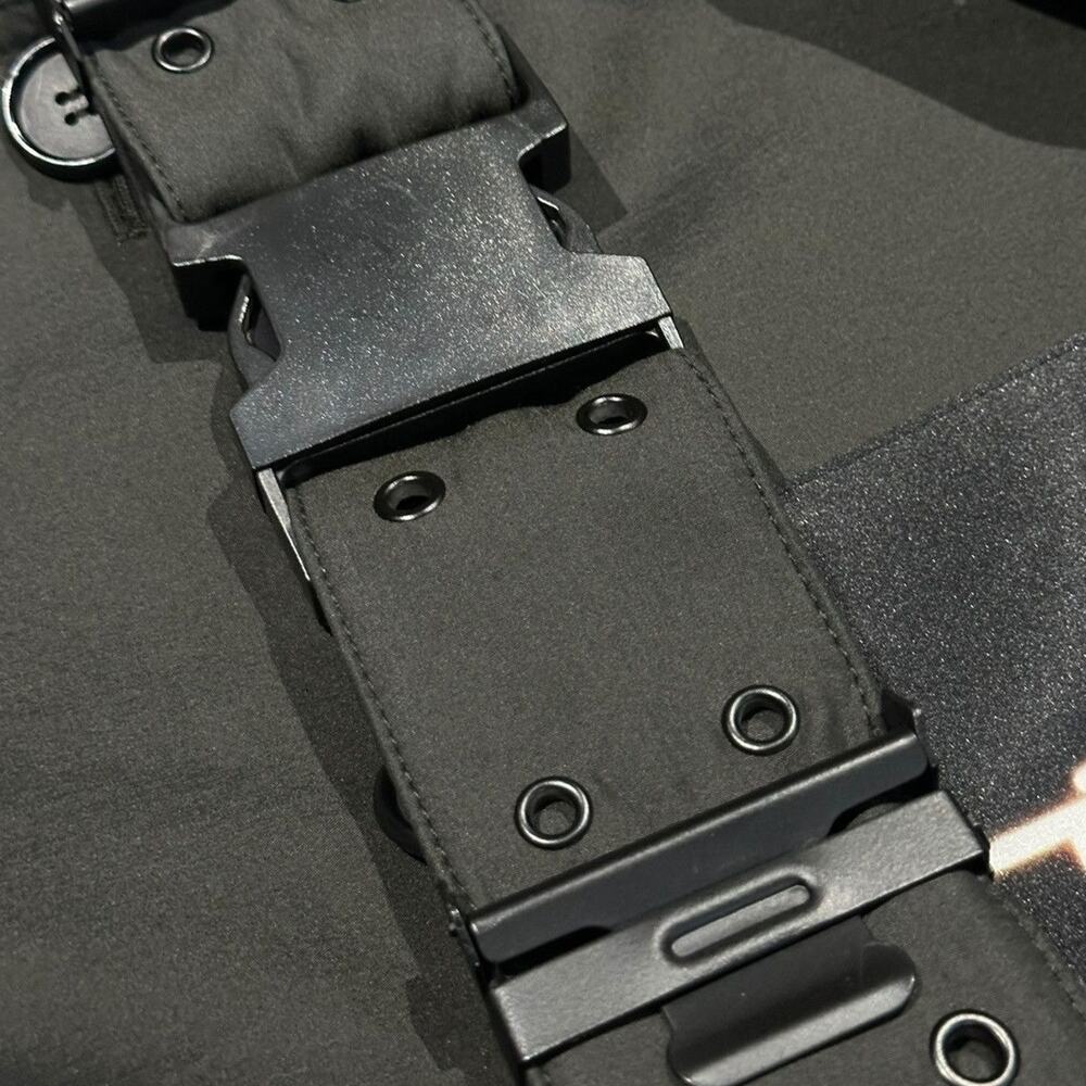 Utility belt patch trench coat - Picture 5 of 7